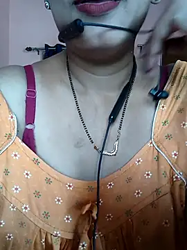 Snapshot of Sonalihot_ chatting on September 23, 2025, 4:52 am Sonalihot online show from September 23, 2025, 4:52 am