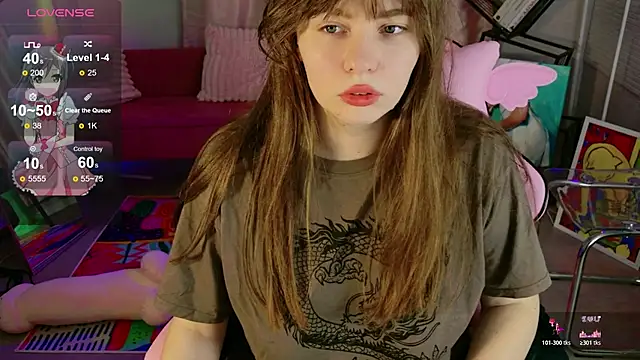 Moon  Bunny online show from May 27, 2026, 4:03 pm