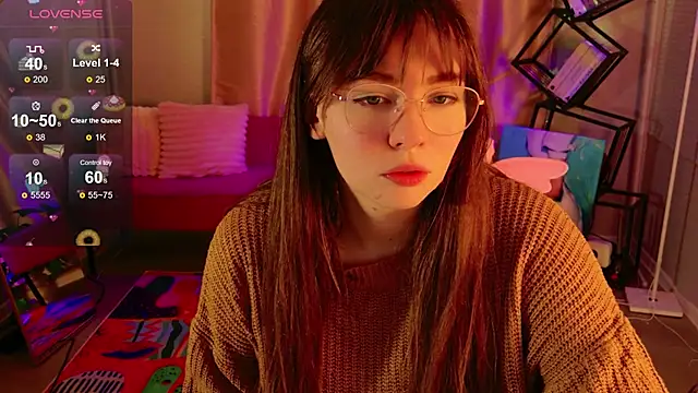 Moon  Bunny online show from May 11, 2026, 2:18 pm