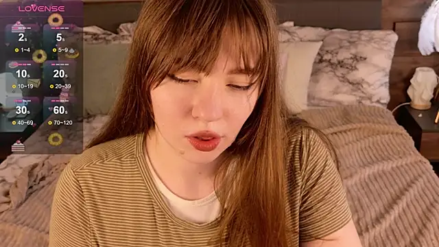 Moon  Bunny online show from May 10, 2026, 1:25 pm