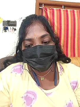 Snapshot of Tamil_Mithra chatting on October 18, 2025, 6:32 pm Tamil Mithra online show from October 18, 2025, 6:32 pm