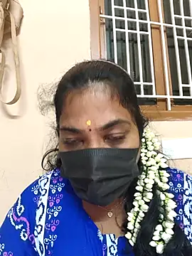 Snapshot of Tamil_Mithra chatting on November 4, 2025, 3:49 pm Tamil Mithra online show from November 4, 2025, 3:49 pm