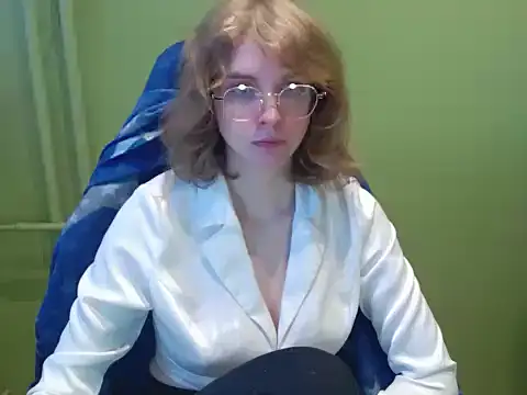 Snapshot of juicyPenny chatting on January 7, 2026, 7:46 am juicyPenny online show from January 7, 2026, 7:46 am