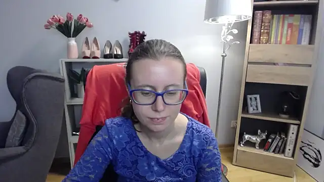 Snapshot of sweetxLizzy chatting on November 13, 2025, 5:33 am sweetxLizzy online show from November 13, 2025, 5:33 am