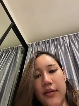 Snapshot of cherrycuteasian chatting on May 13, 2026, 12:34 pm cherrycuteasian online show from May 13, 2026, 12:34 pm