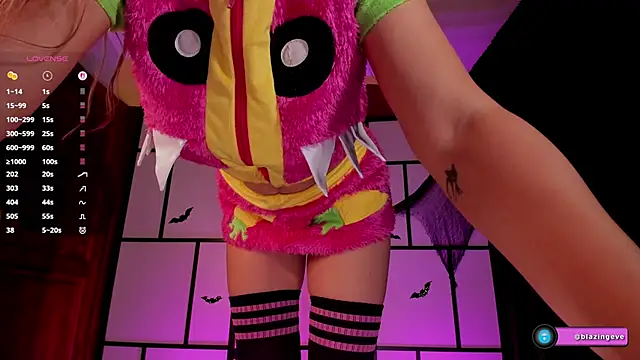 blazingeve  online show from November 2, 2025, 3:11 am