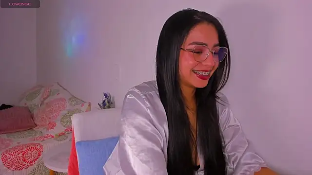 Snapshot of latingabby chatting on March 17, 2026, 8:12 pm latingabby online show from March 17, 2026, 8:12 pm