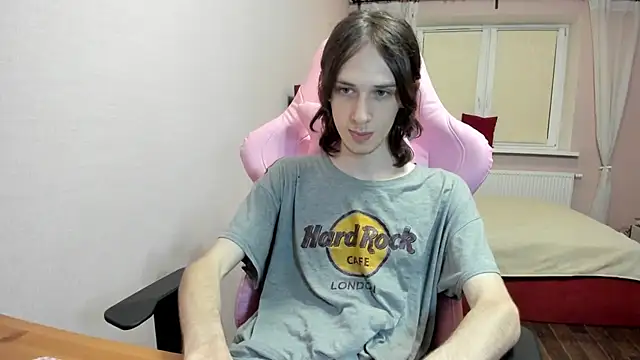 Snapshot of eleganc3 chatting on September 27, 2025, 6:25 pm eleganc3 online show from September 27, 2025, 6:25 pm