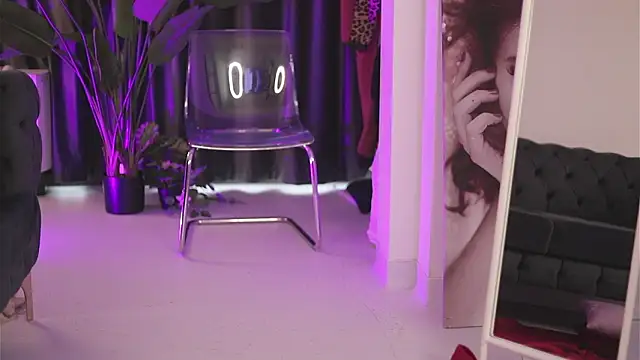 Snapshot of NaughtyChloe chatting on February 17, 2026, 8:00 am NaughtyChloe online show from February 17, 2026, 8:00 am