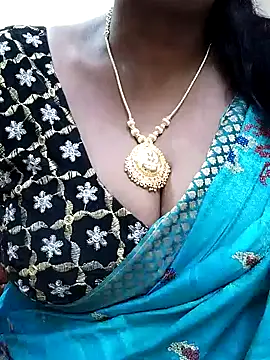 shobini online show from October 6, 2025, 3:35 pm