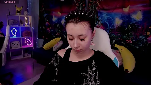 ClaraParks online show from March 13, 2026, 8:30 am