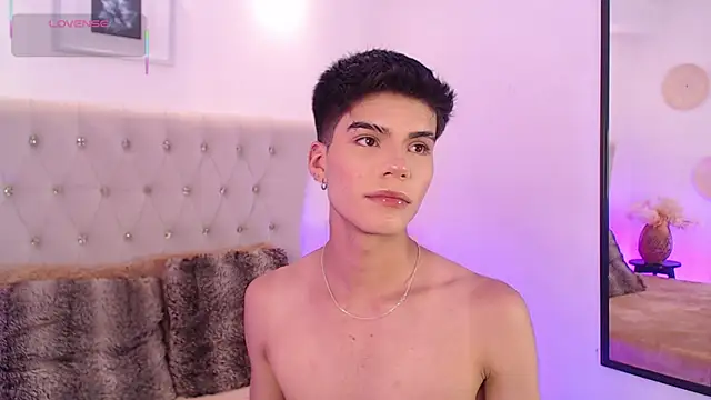 Dulcey  online show from December 4, 2025, 4:22 am