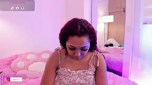 Snapshot of _Zahara_ chatting on October 6, 2025, 12:28 pm Zahara online show from October 6, 2025, 12:28 pm
