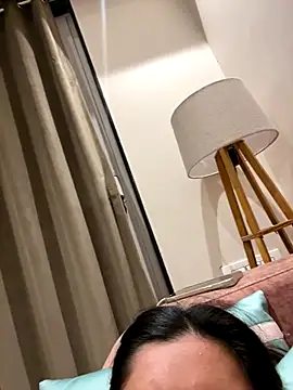 Snapshot of desitease chatting on December 17, 2025, 4:23 pm desitease online show from December 17, 2025, 4:23 pm