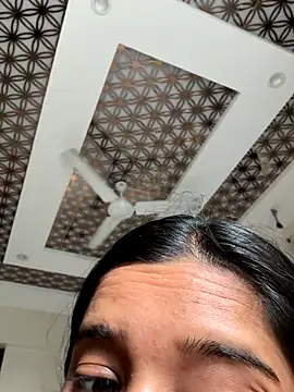 Snapshot of desitease chatting on October 29, 2025, 9:52 am desitease online show from October 29, 2025, 9:52 am