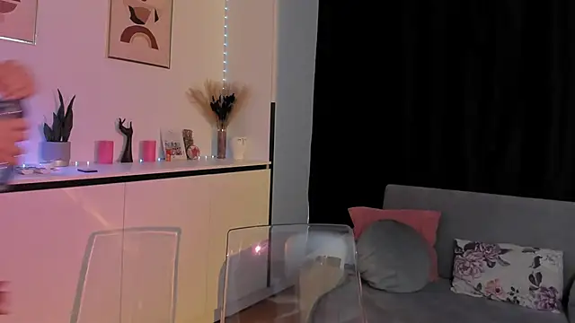 Snapshot of EvaBllake chatting on October 17, 2025, 5:55 am EvaBllake online show from October 17, 2025, 5:55 am