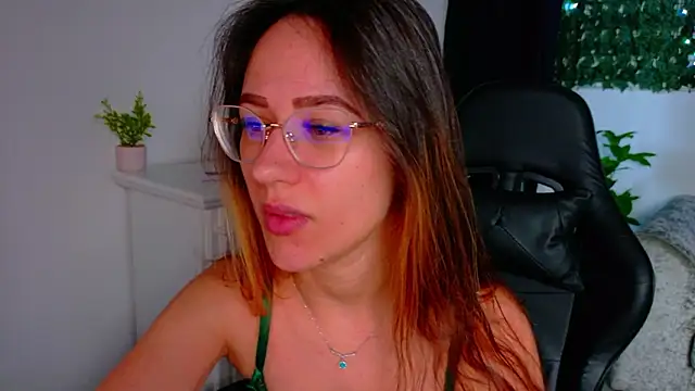 EvaBllake online show from February 18, 2026, 6:22 am