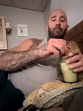 Snapshot of joeyoneill chatting on October 25, 2025, 1:27 am joeyoneill online show from October 25, 2025, 1:27 am