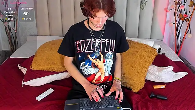 danny rios20 online show from December 20, 2025, 1:03 pm