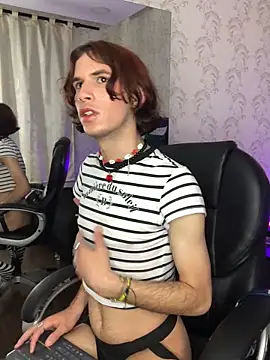 danny rios20 online show from October 30, 2025, 12:58 pm