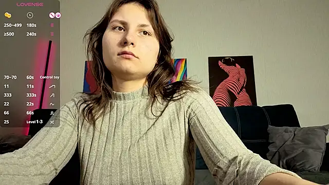 TrixiBell online show from March 13, 2026, 4:17 am