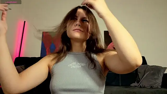 Snapshot of TrixiBell chatting on November 28, 2025, 4:56 am TrixiBell online show from November 28, 2025, 4:56 am