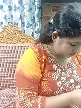 Snapshot of Sofia-0 chatting on September 8, 2025, 7:13 pm Sofia-0 online show from September 8, 2025, 7:13 pm