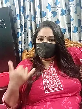 Snapshot of Sofia-0 chatting on October 3, 2025, 7:15 pm Sofia-0 online show from October 3, 2025, 7:15 pm