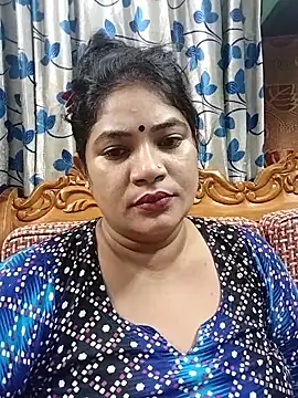Snapshot of Sofia-0 chatting on September 18, 2025, 9:18 pm Sofia-0 online show from September 18, 2025, 9:18 pm