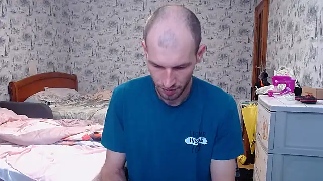 hangryf online show from December 2, 2025, 9:00 am