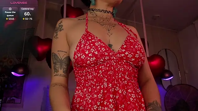 Snapshot of anne_dh chatting on February 15, 2026, 12:44 am anne dh online show from February 15, 2026, 12:44 am