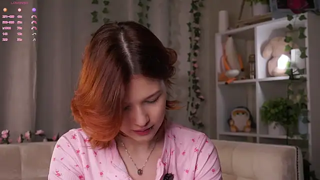 BlytheBenny online show from December 21, 2025, 12:02 am