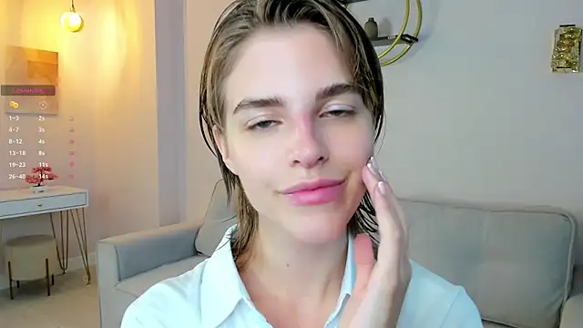 Snapshot of EleneButton chatting on September 13, 2025, 1:27 am EleneButton online show from September 13, 2025, 1:27 am