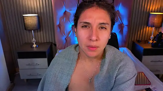 Snapshot of Bonnali_lune chatting on April 30, 2026, 4:30 am Bonnali lune online show from April 30, 2026, 4:30 am