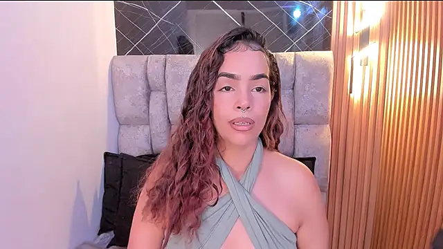 Snapshot of roxanne_dl chatting on September 11, 2025, 12:27 pm roxanne dl online show from September 11, 2025, 12:27 pm