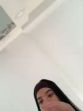 JuanitaMore01 online show from June 14, 2026, 4:41 pm