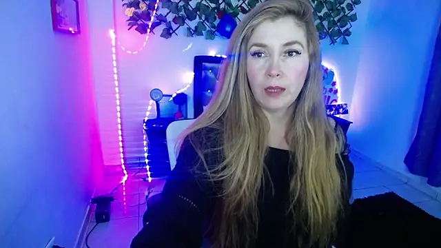 Snapshot of laura_evans1998 chatting on October 1, 2025, 2:54 pm laura evans1998 online show from October 1, 2025, 2:54 pm