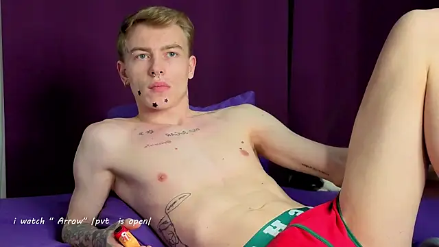 callmealexthx online show from October 22, 2025, 4:23 am