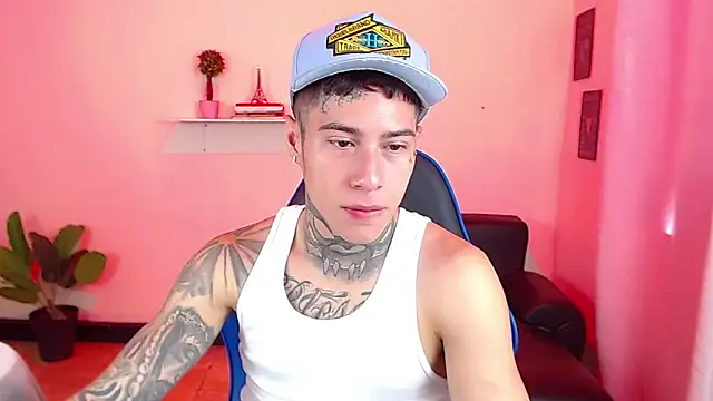 Snapshot of setthomas chatting on October 7, 2025, 2:40 pm setthomas online show from October 7, 2025, 2:40 pm