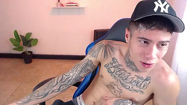 Snapshot of setthomas chatting on November 24, 2025, 2:17 pm setthomas online show from November 24, 2025, 2:17 pm