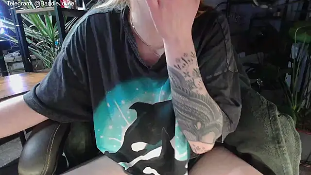 Snapshot of BaddieJoline chatting on February 24, 2026, 8:10 pm BaddieJoline online show from February 24, 2026, 8:10 pm