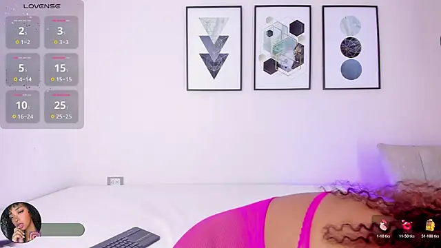 Tina curly online show from December 3, 2025, 11:31 am