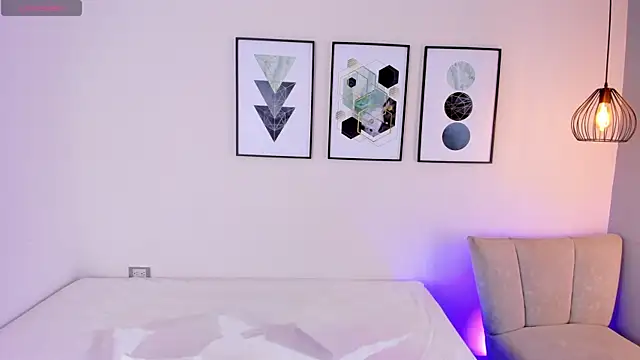 Tina curly online show from November 24, 2025, 11:43 am