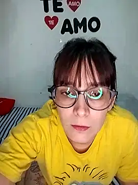 cacaucat online show from September 27, 2025, 2:28 am