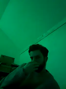 Snapshot of Taycanman69 chatting on March 25, 2026, 8:03 am Taycanman69 online show from March 25, 2026, 8:03 am