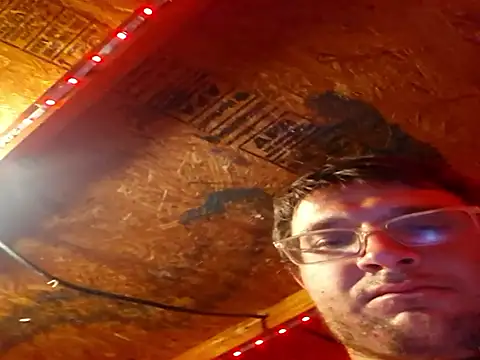 Snapshot of dylanrobberts chatting on September 15, 2025, 8:09 pm dylanrobberts online show from September 15, 2025, 8:09 pm