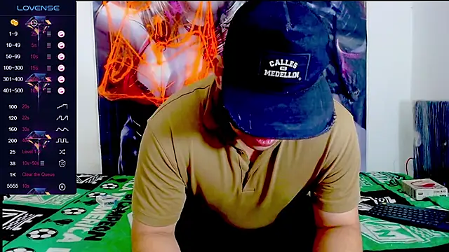 Snapshot of smith_hot29 chatting on October 30, 2025, 2:43 am smith hot29 online show from October 30, 2025, 2:43 am