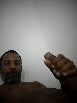 Pretin Maroto online show from November 23, 2025, 4:33 am