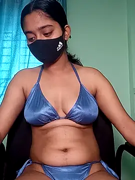 shrutee12 online show from July 22, 2026, 7:21 am