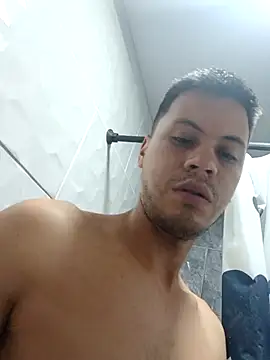 Snapshot of josrenyerz chatting on April 15, 2026, 3:56 am josrenyerz online show from April 15, 2026, 3:56 am